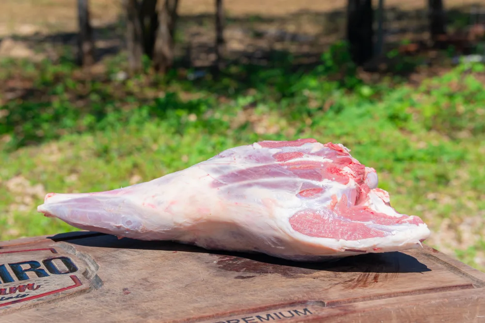Pernil Inteiro de cordeiro